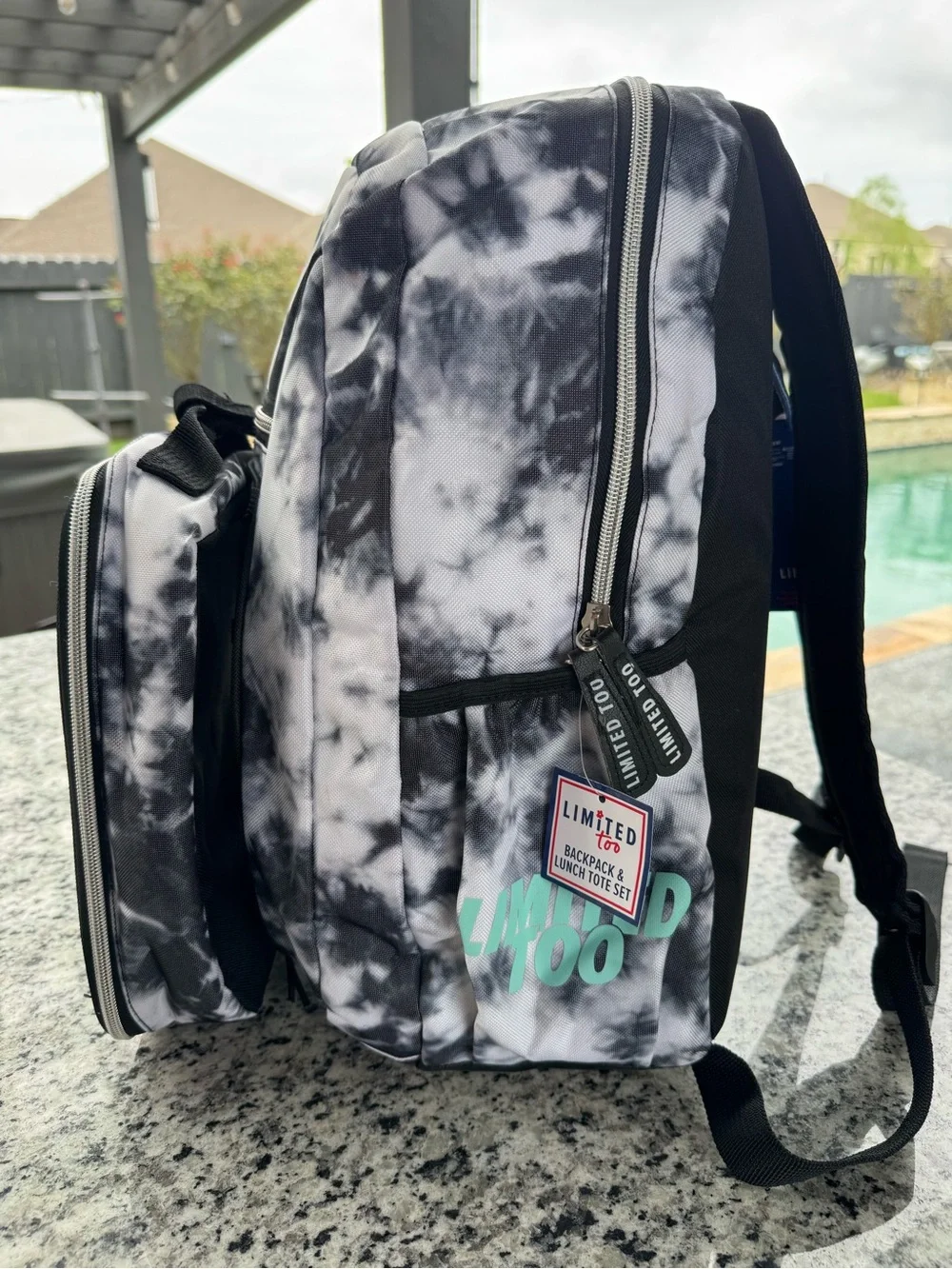 Limited Too Black & White Tie-Dye back pack w lunch Bag with Mint Logo
